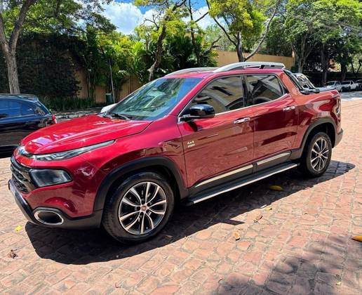 FIAT TORO 2.0 16V TURBO DIESEL VOLCANO 4WD AT9